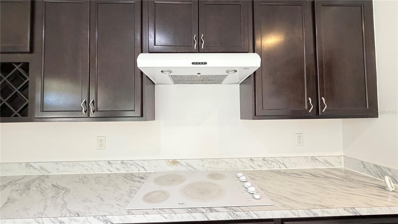 SAWGRASS PLANTATION PH 1B SEC2 - Residential Lease