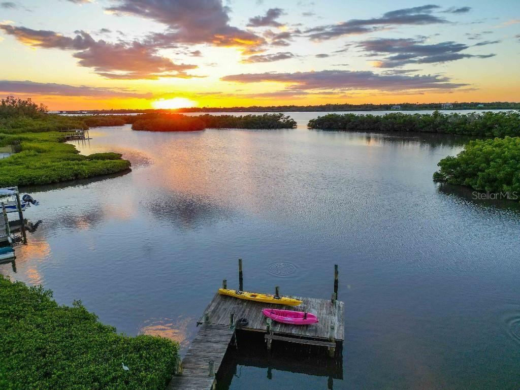 Photo of 6511 Bayshore Road, Palmetto, FL 34221 (MLS # TB8502169)