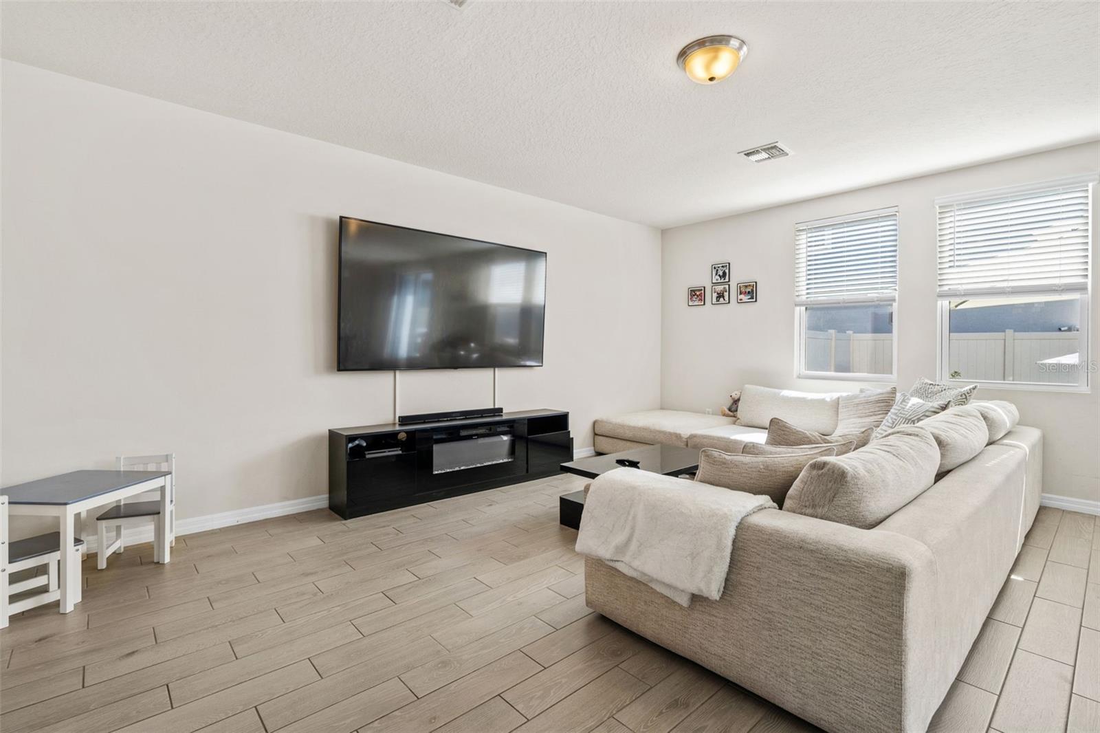 3224 FRESNO PLACE