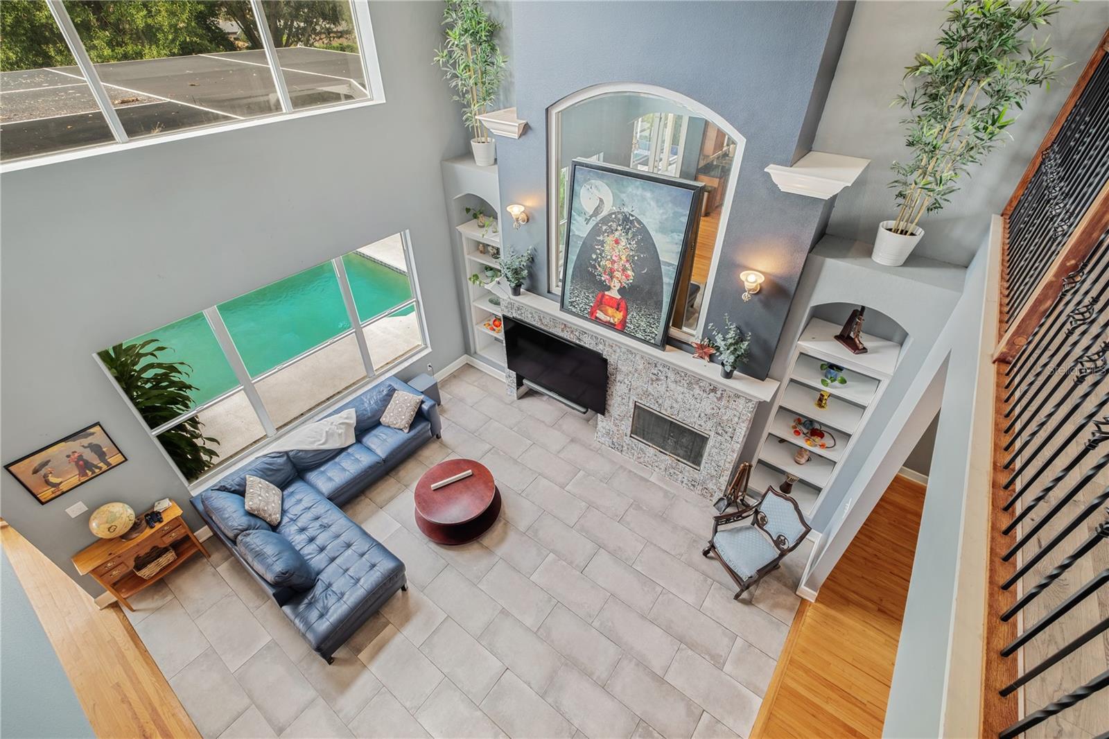 HOLLINGTON OAKS - Residential