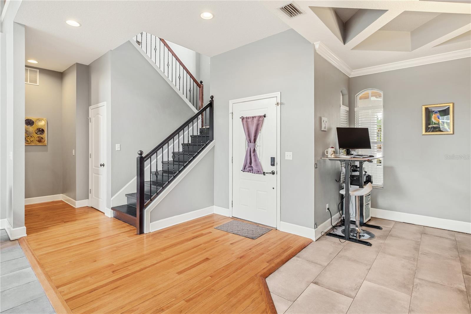 HOLLINGTON OAKS - Residential