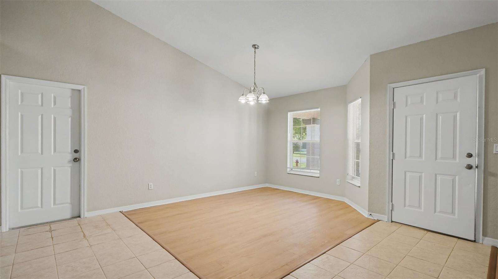 MAJESTIC OAKS SECOND ADD - Residential