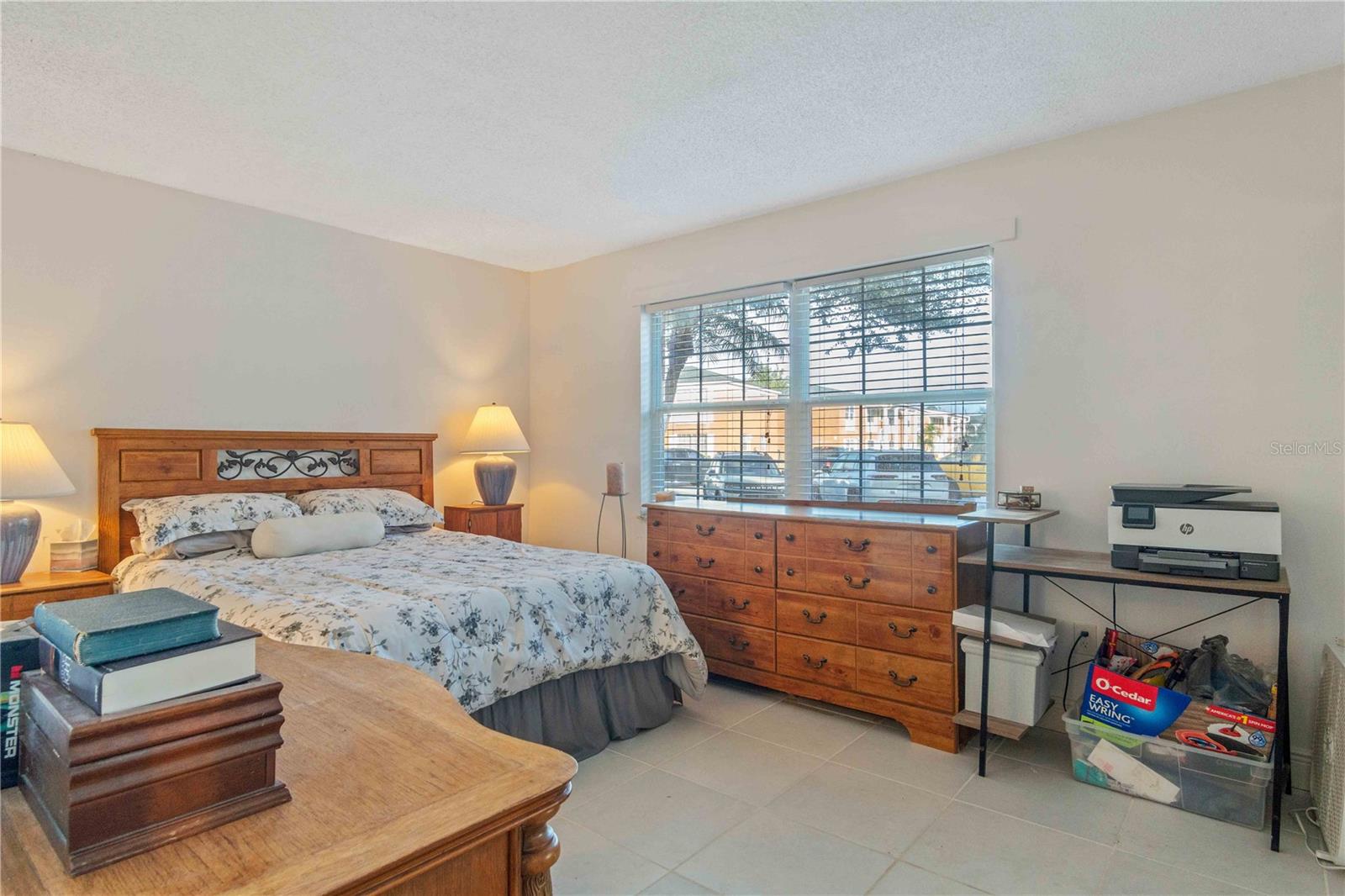 MARIA MANOR - Residential