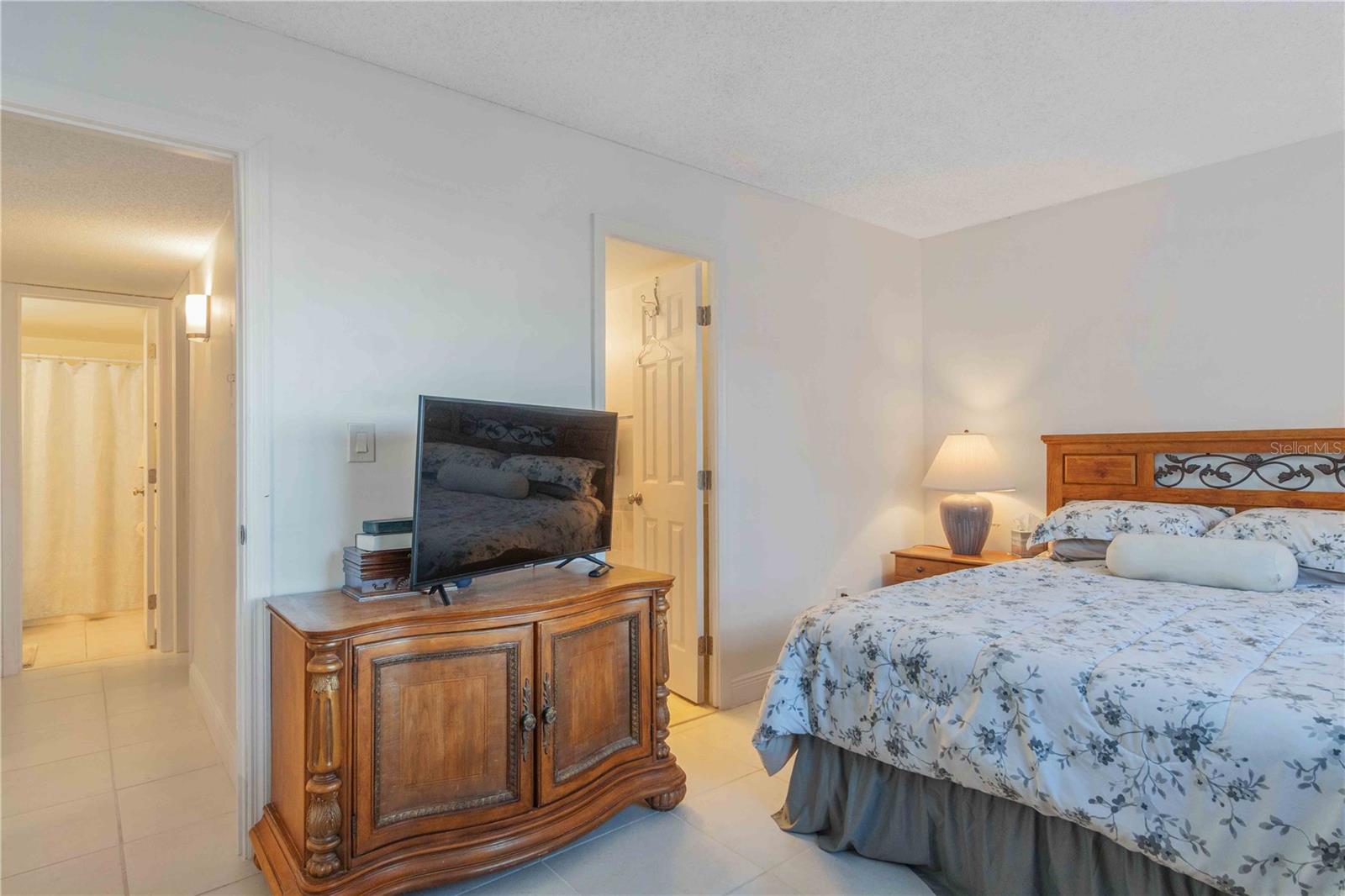 MARIA MANOR - Residential