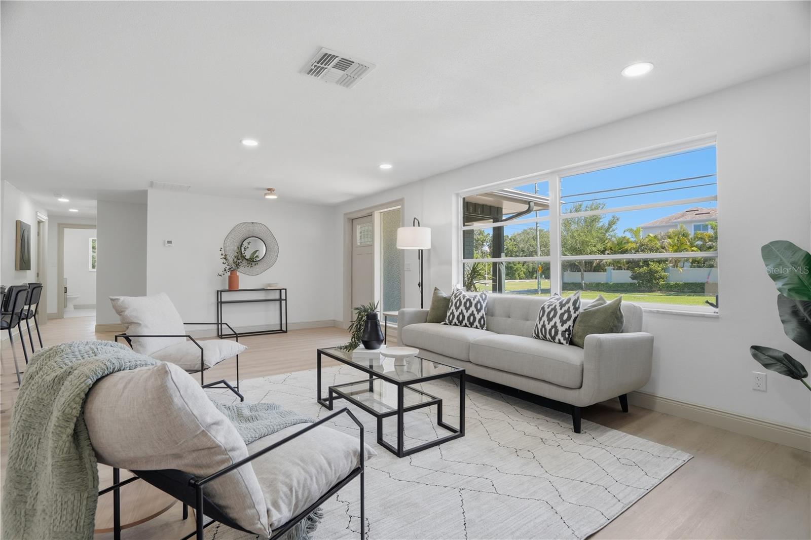 FAIRWAY MANOR - Residential