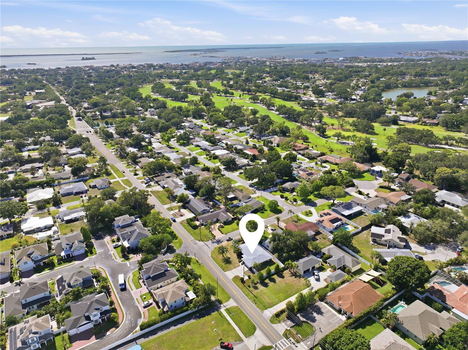 FAIRWAY MANOR - Residential