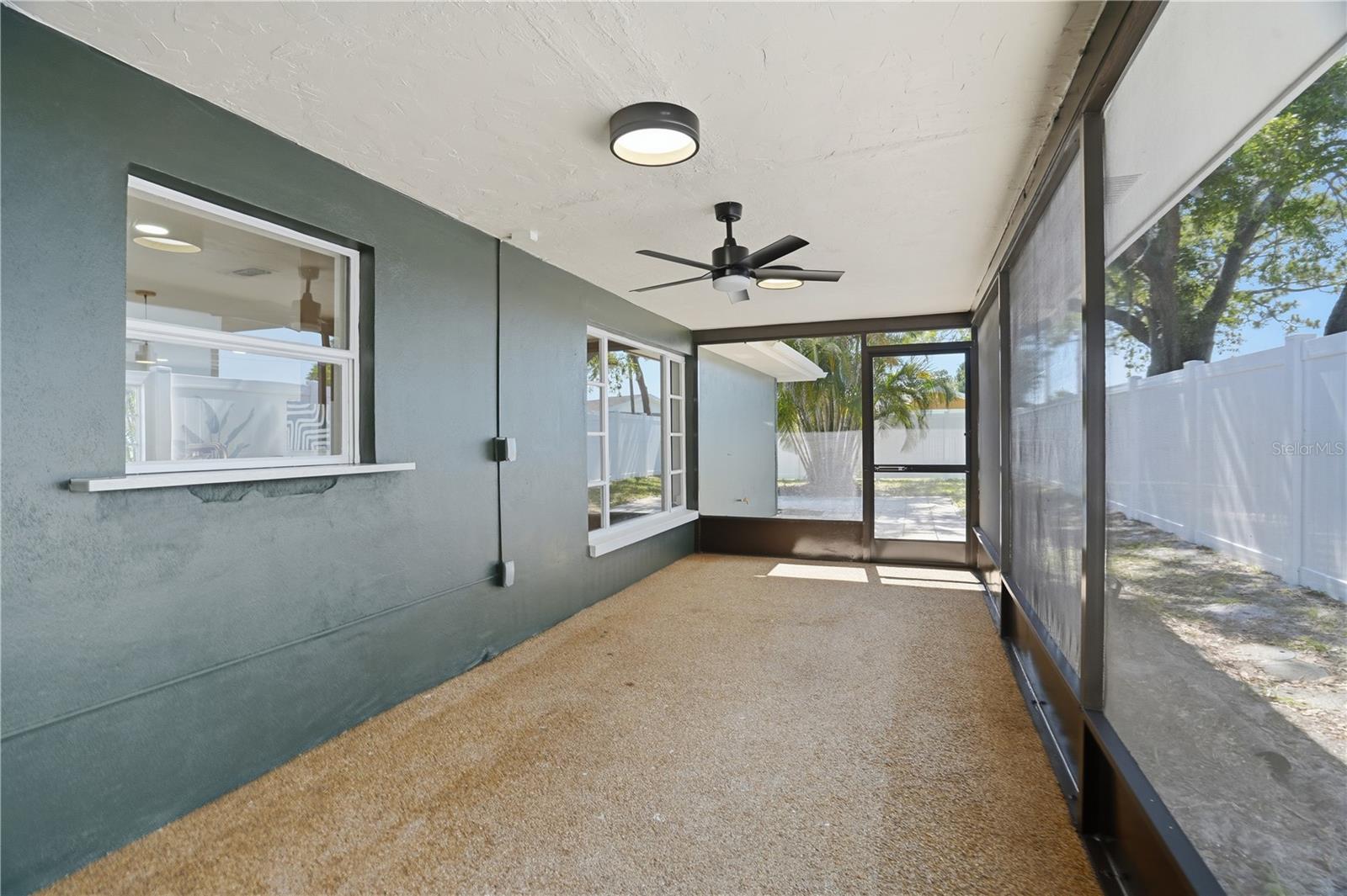 FAIRWAY MANOR - Residential