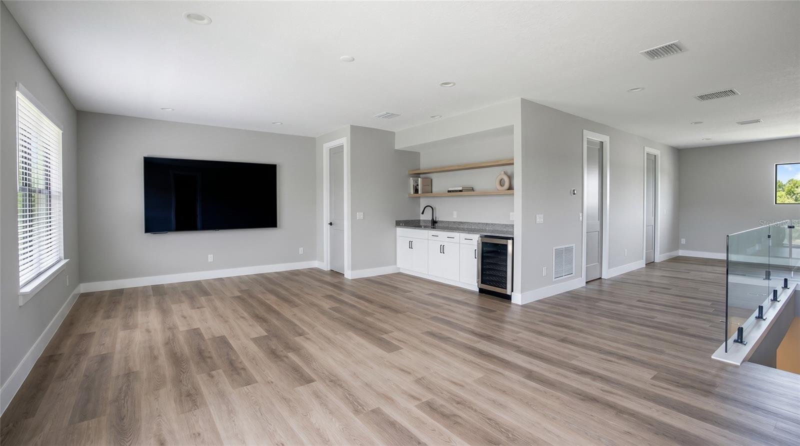 BELLA COLLINA WEST SUB - Residential