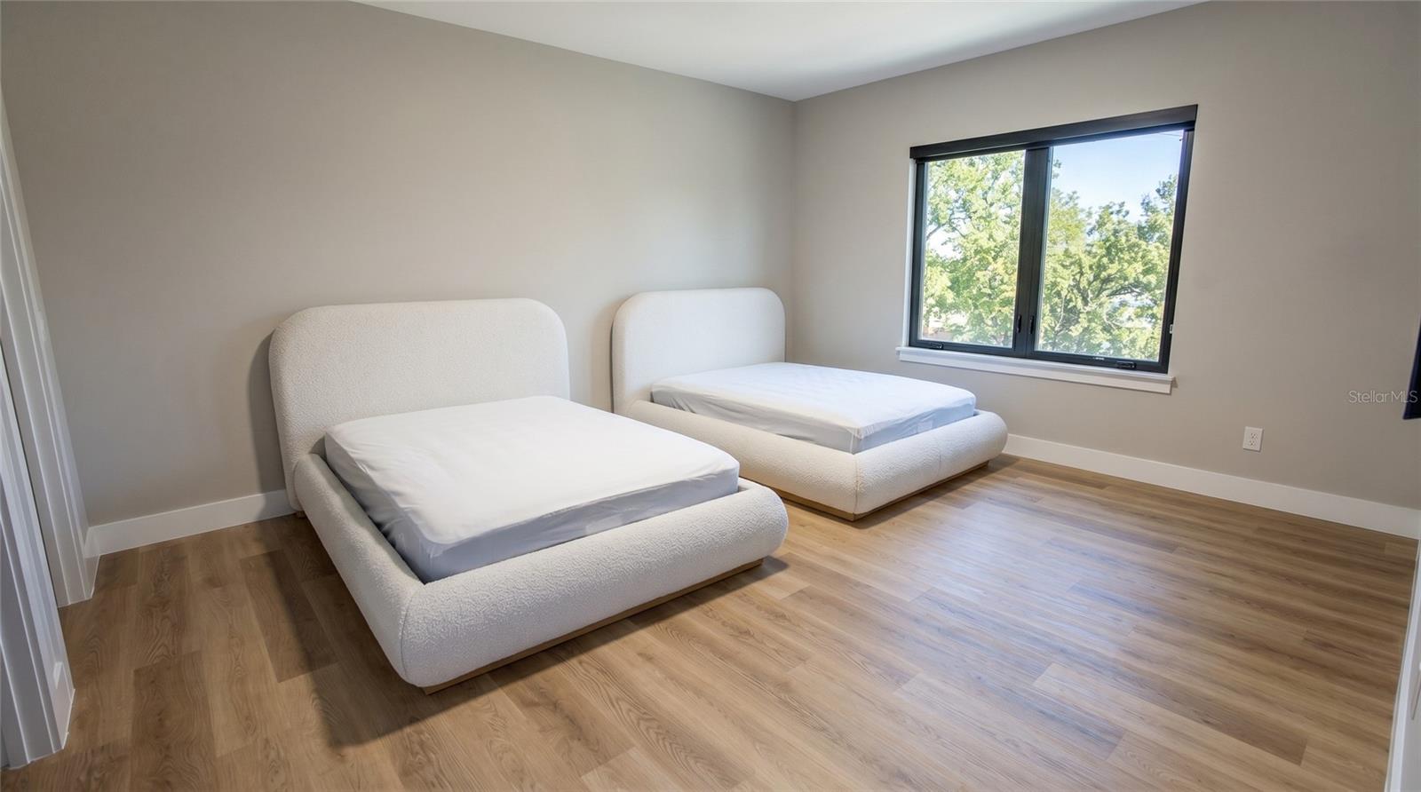 BELLA COLLINA WEST SUB - Residential