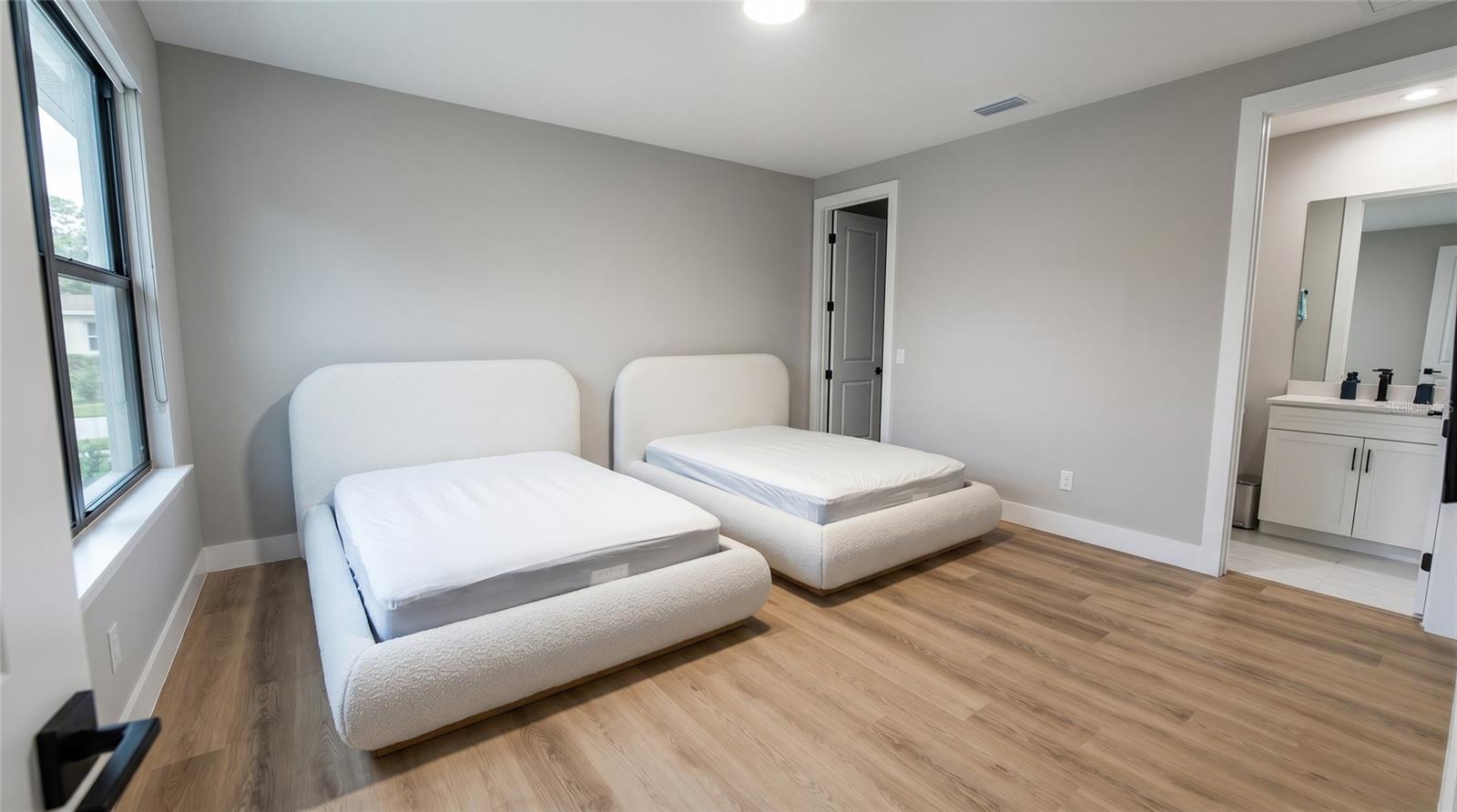 BELLA COLLINA WEST SUB - Residential