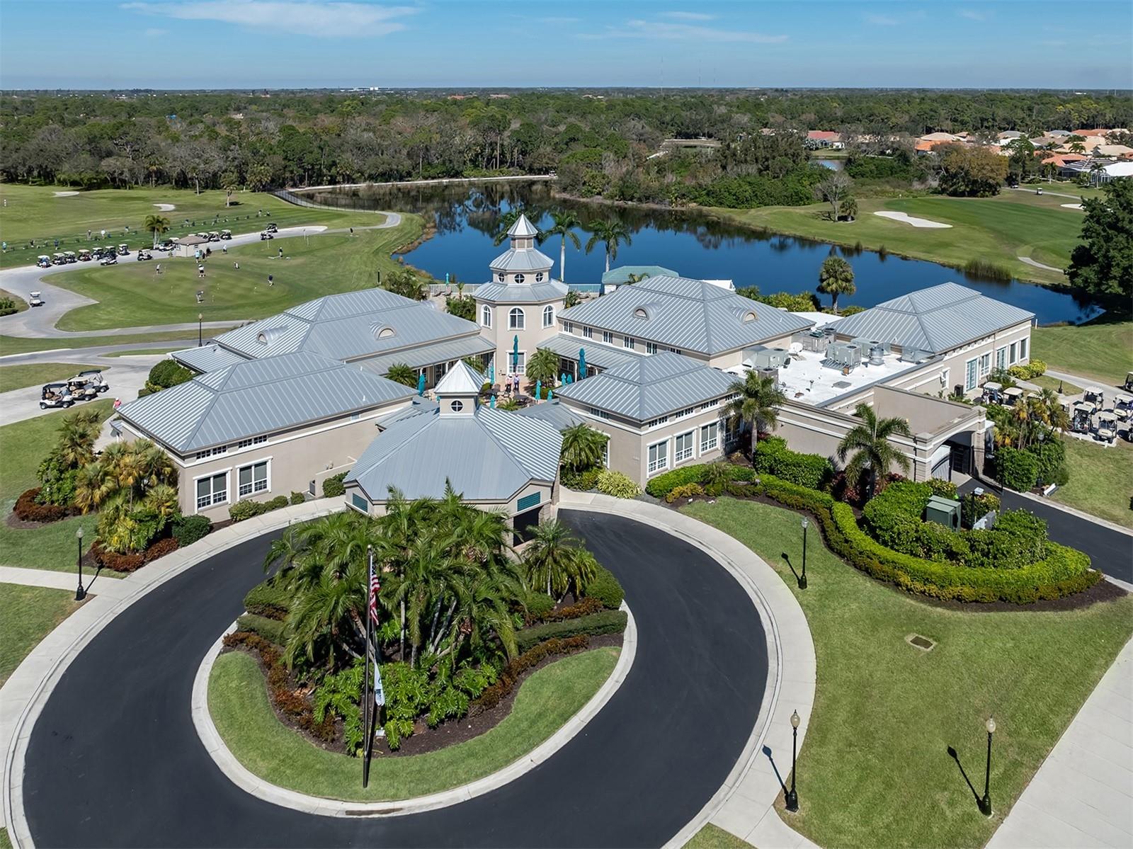 PELICAN POINTE GOLF & COUNTRY CLUB - Residential