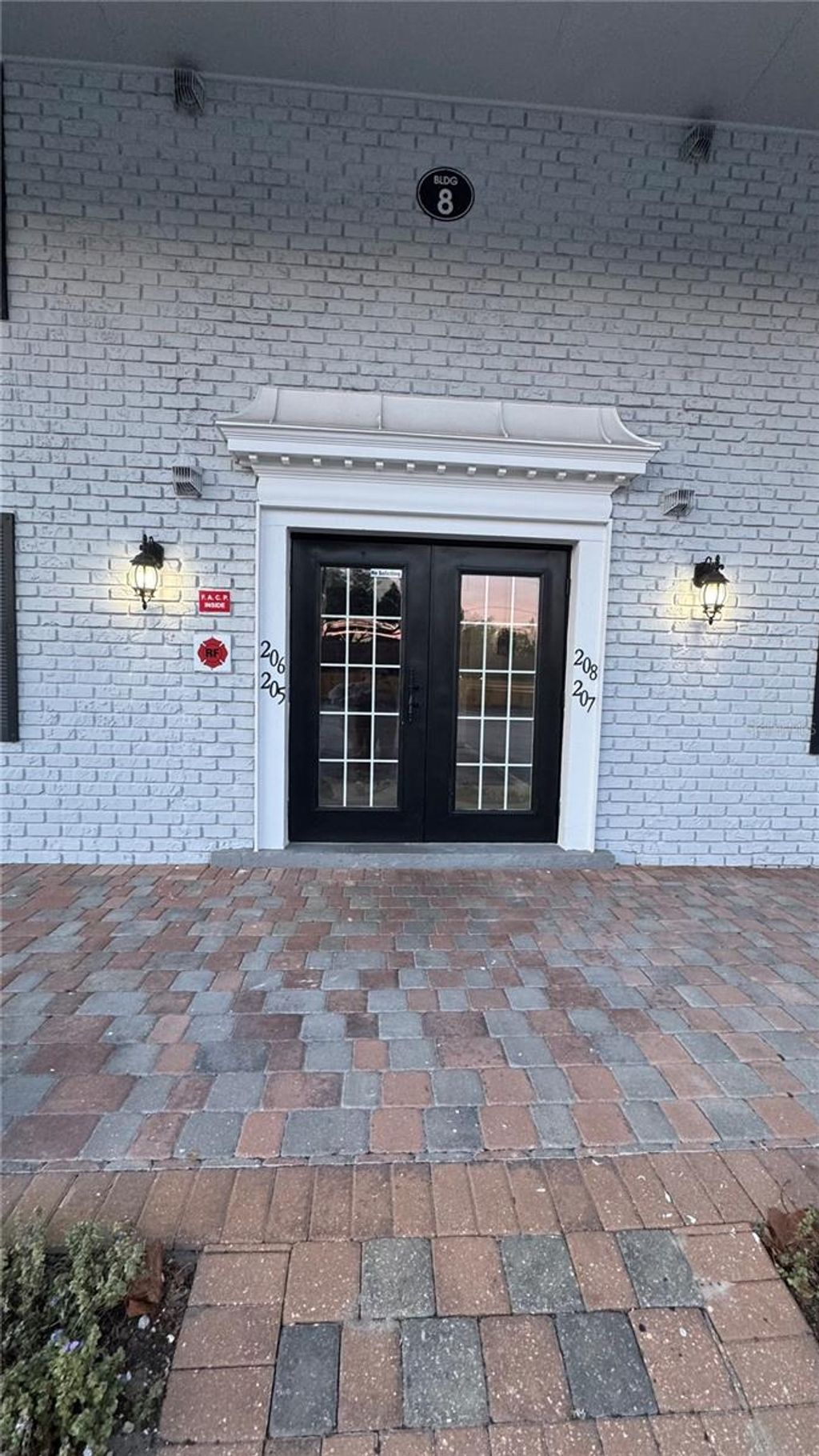 Photo of 205 Lewfield Circle #205, Winter Park, FL 32792 (MLS # S5142254)