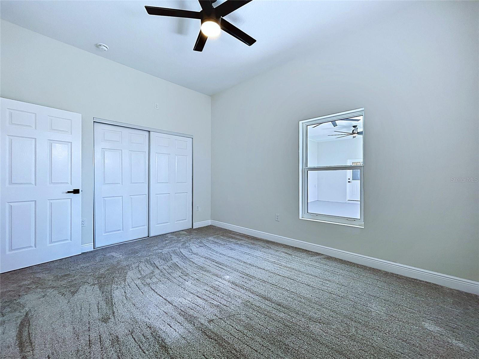 KNOLLWOOD ACRES - Residential