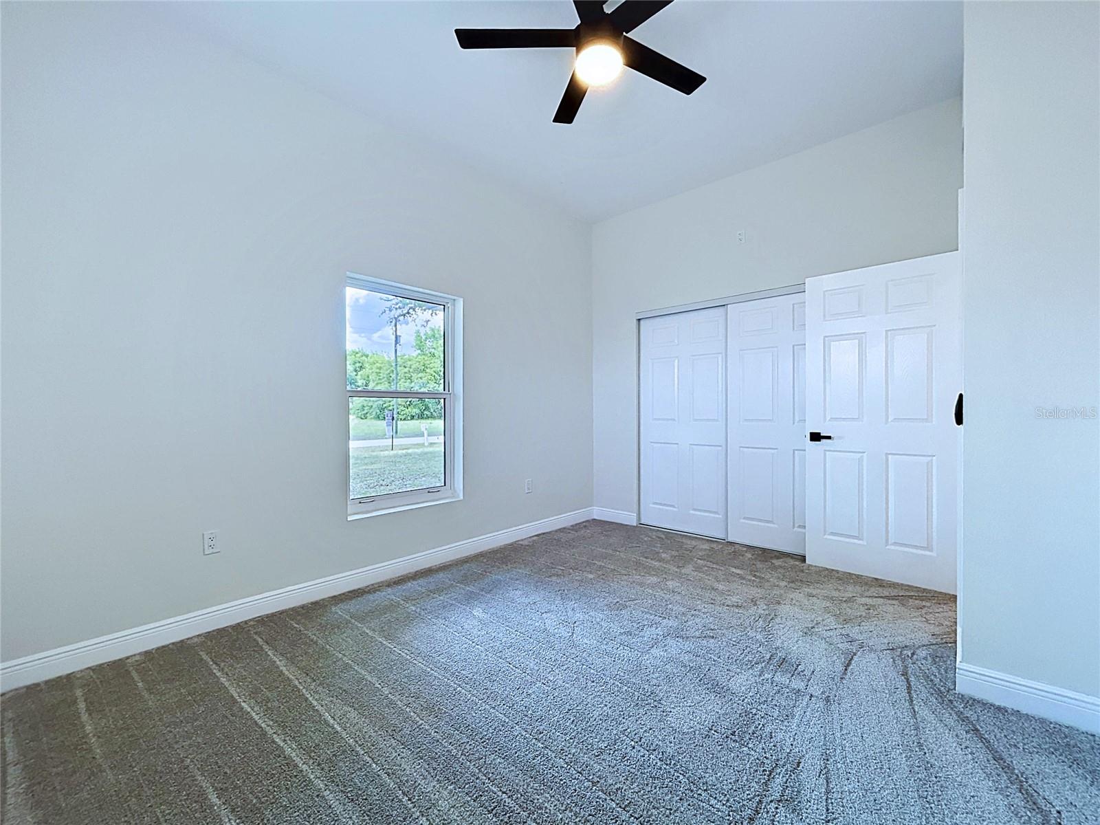 KNOLLWOOD ACRES - Residential