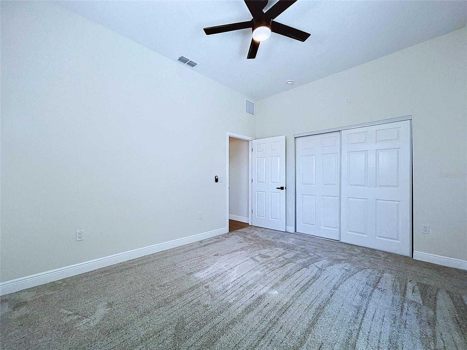 KNOLLWOOD ACRES - Residential