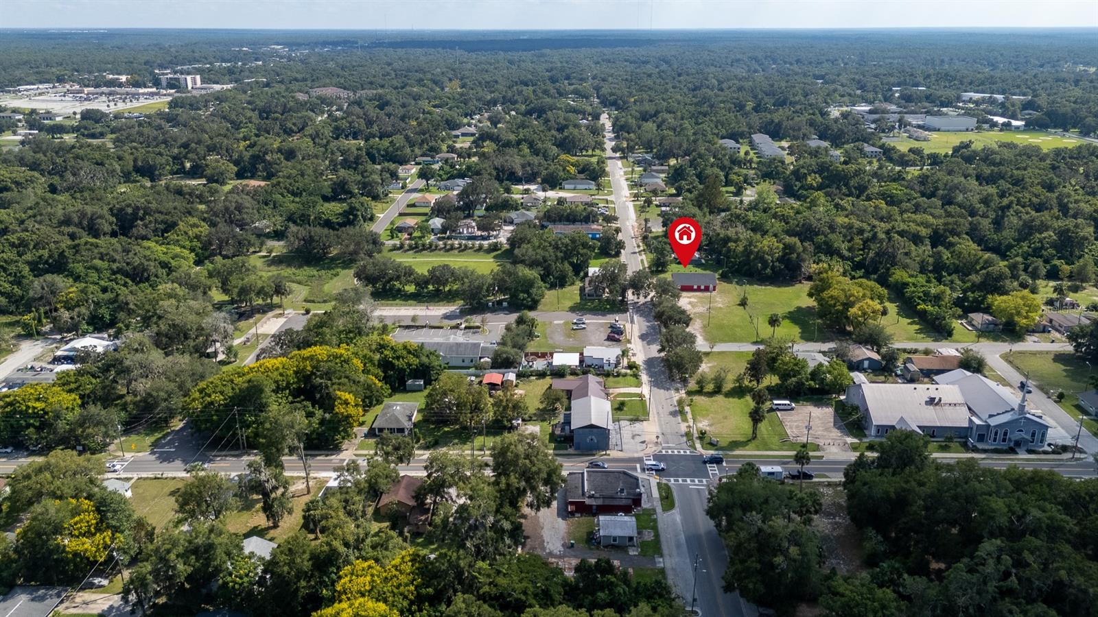 LOCKHARTS - Commercial Sale