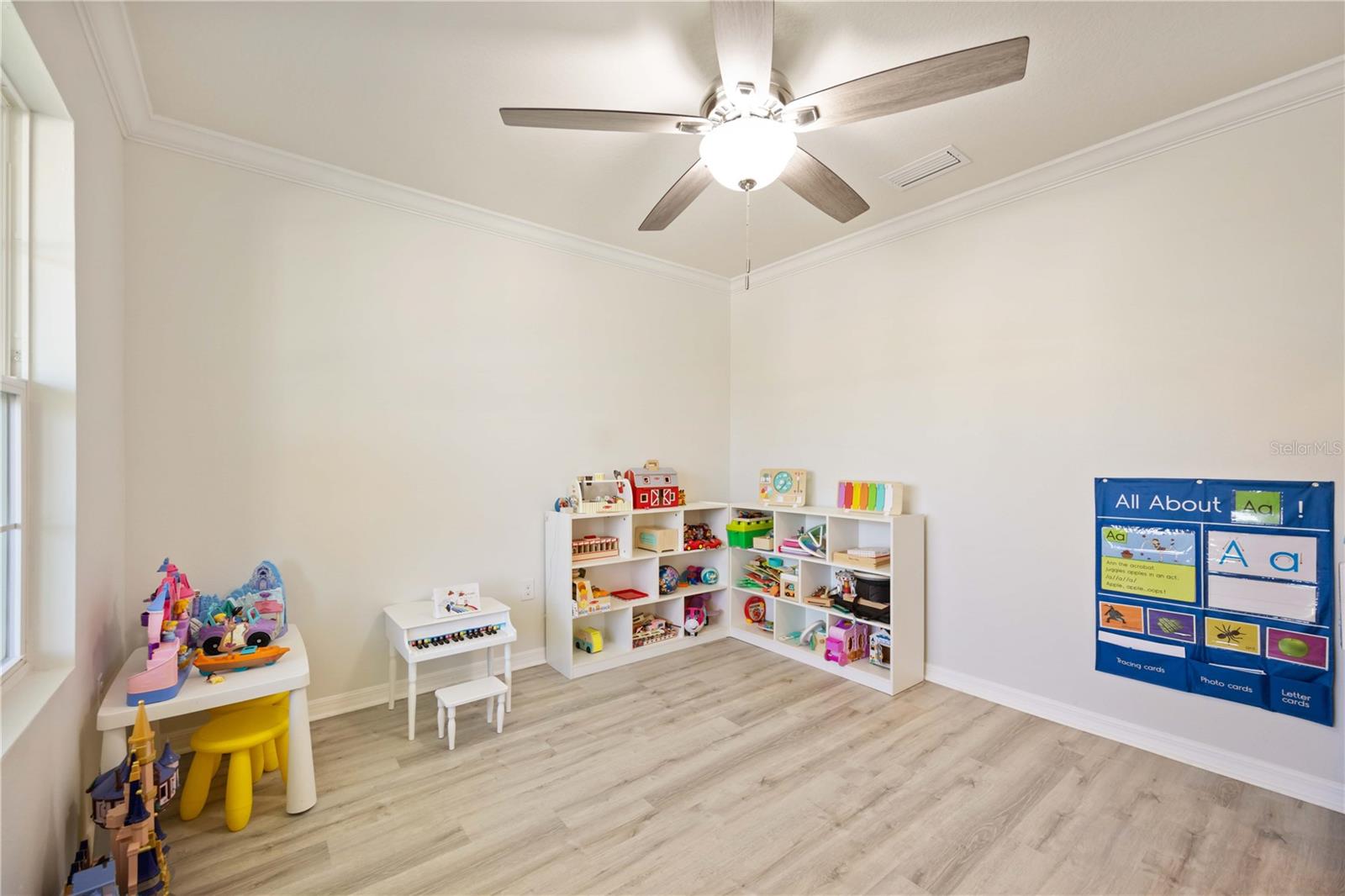 DEL TIERRA PH IV-A - Residential