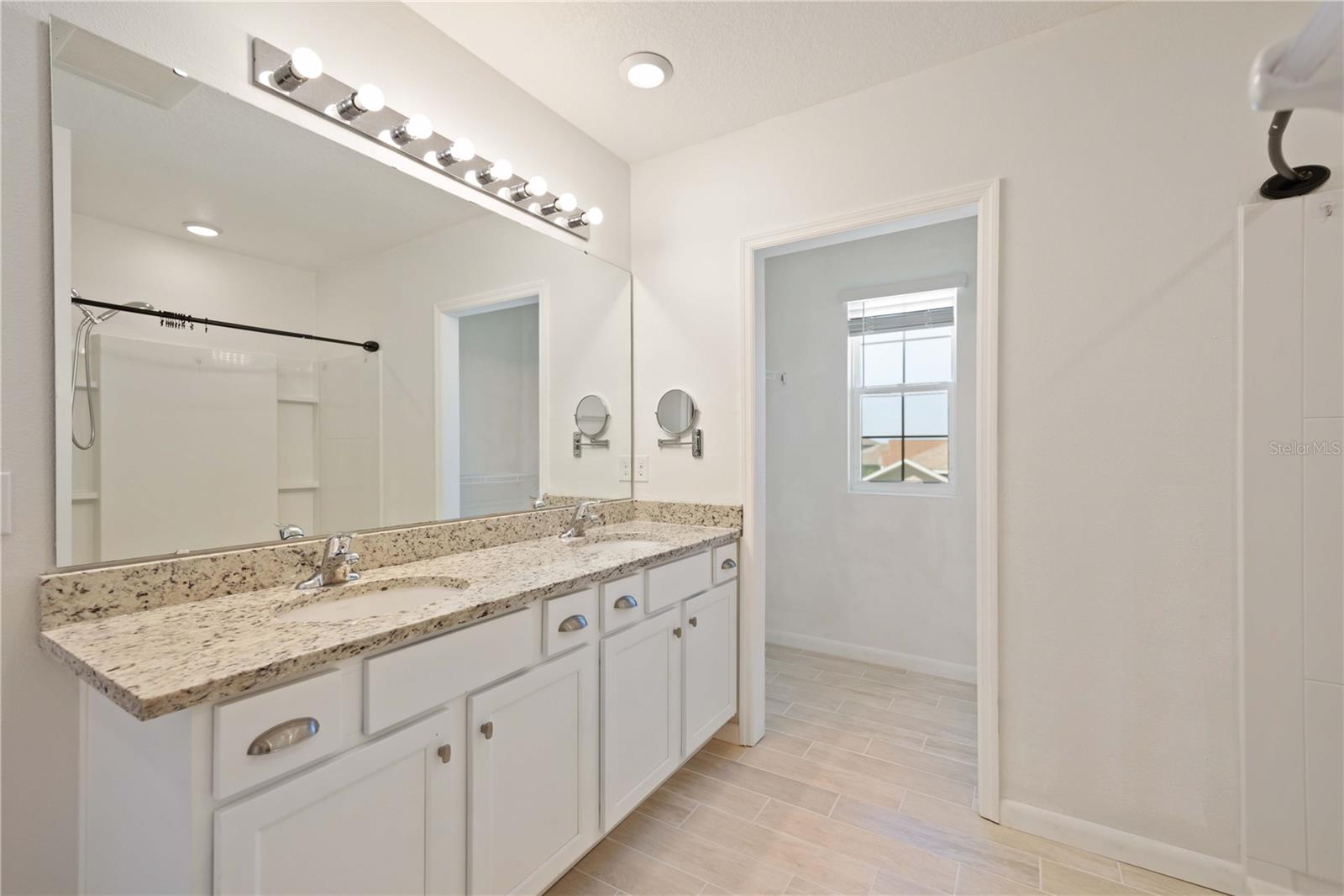 DEL TIERRA PH IV-A - Residential