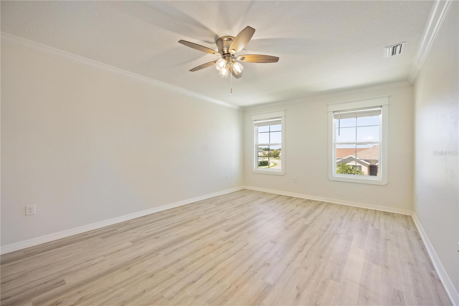 DEL TIERRA PH IV-A - Residential