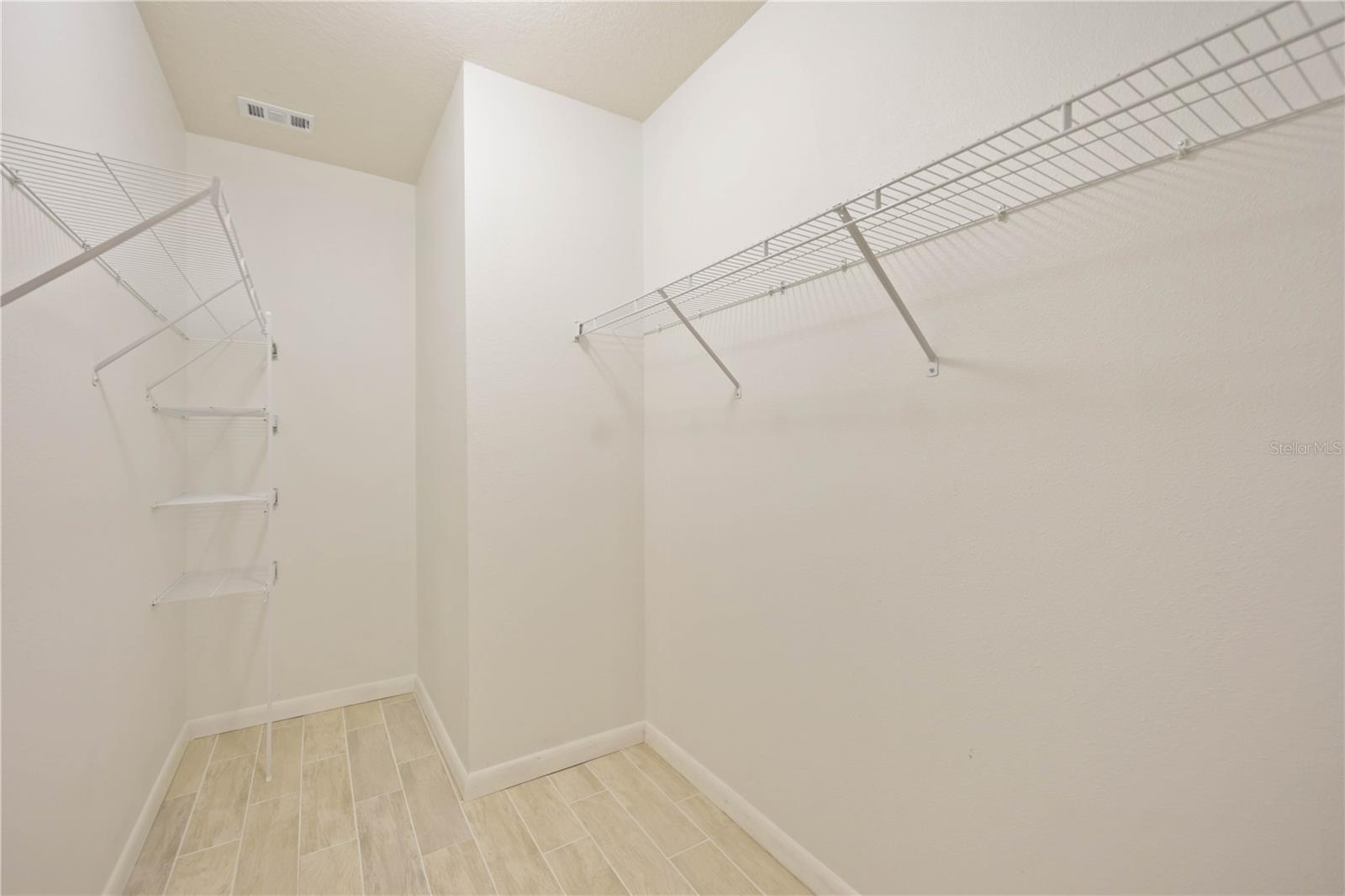 DEL TIERRA PH IV-A - Residential