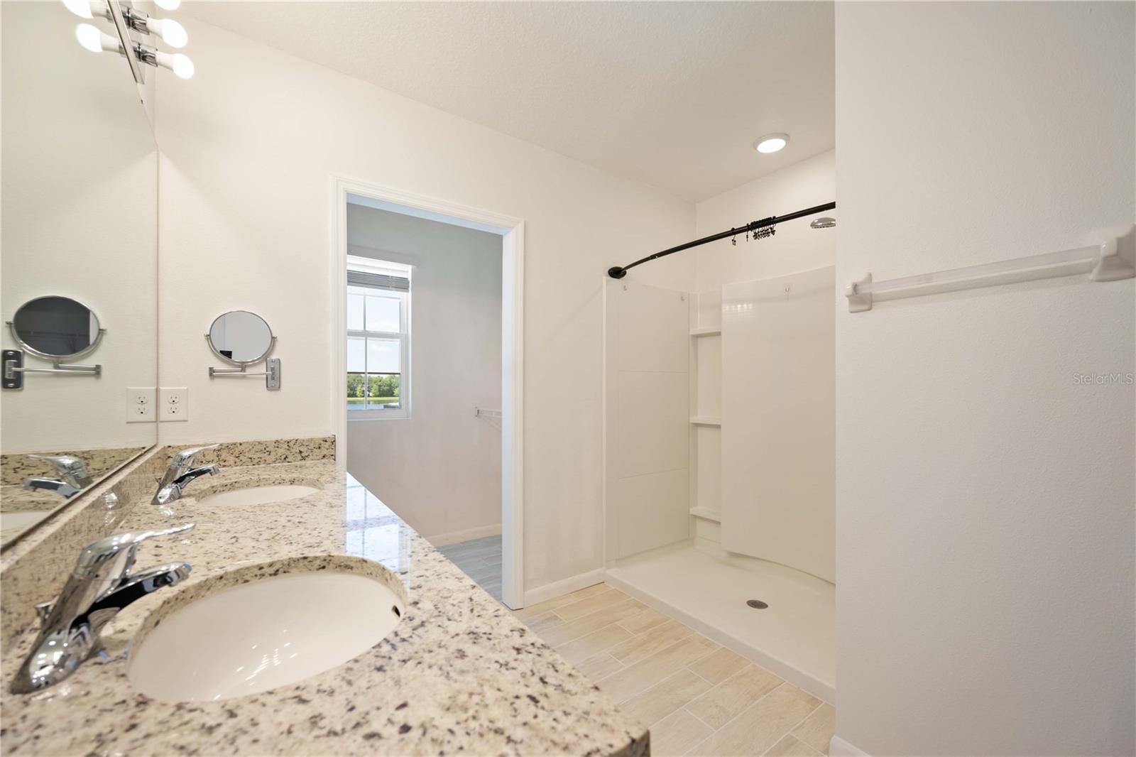 DEL TIERRA PH IV-A - Residential