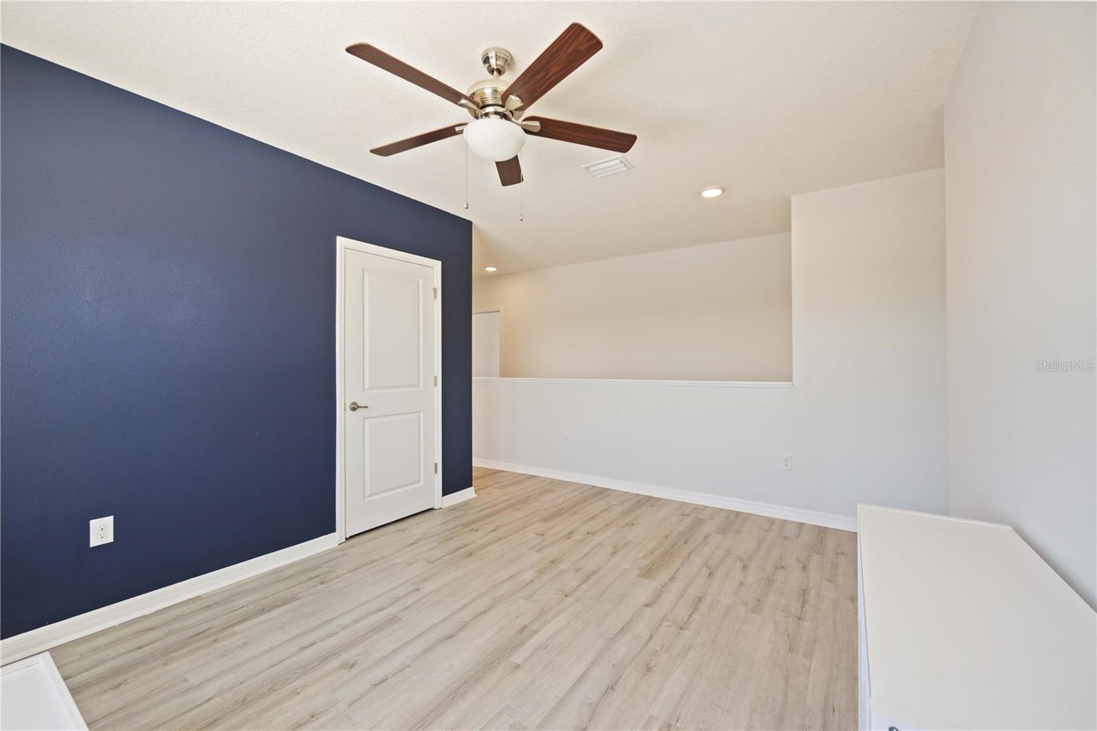 DEL TIERRA PH IV-A - Residential