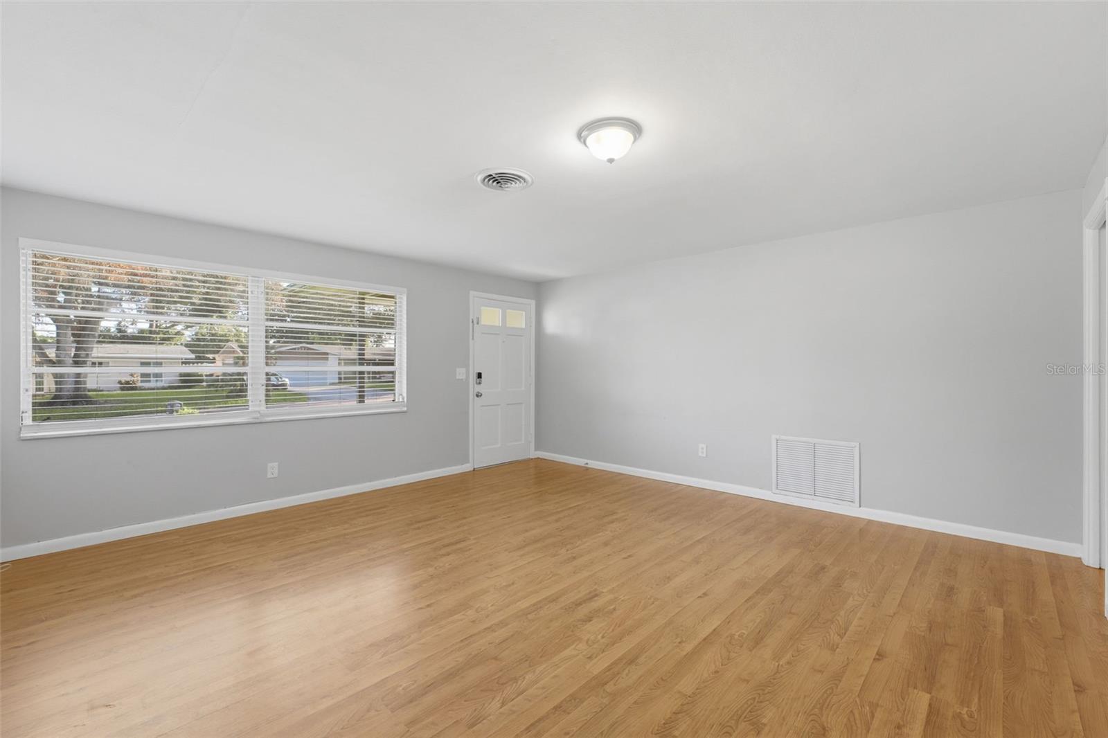 1387 BELLEVUE BOULEVARD