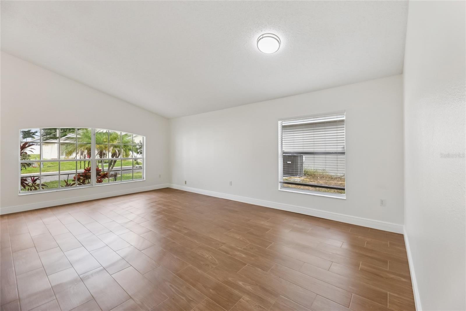 HEATHER HILL PH 02 - Residential