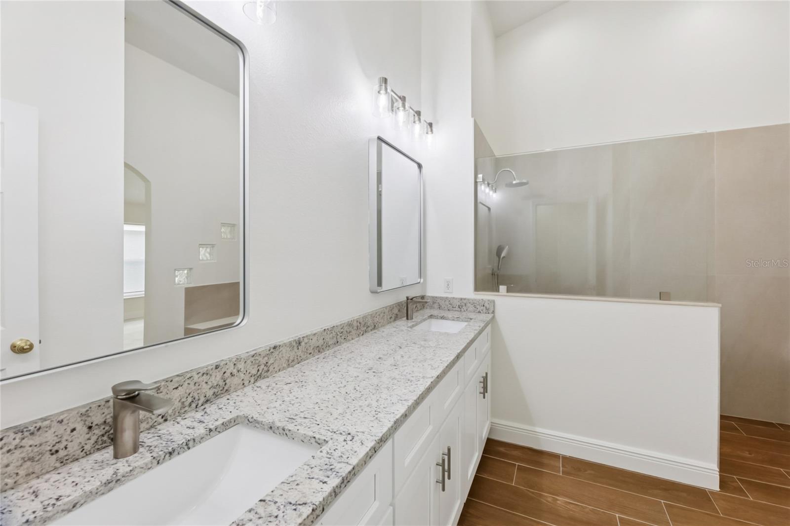 HEATHER HILL PH 02 - Residential