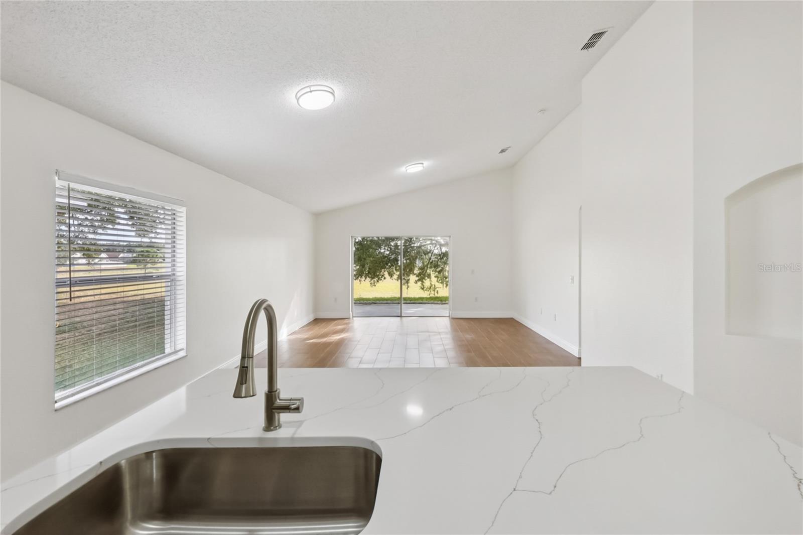 HEATHER HILL PH 02 - Residential