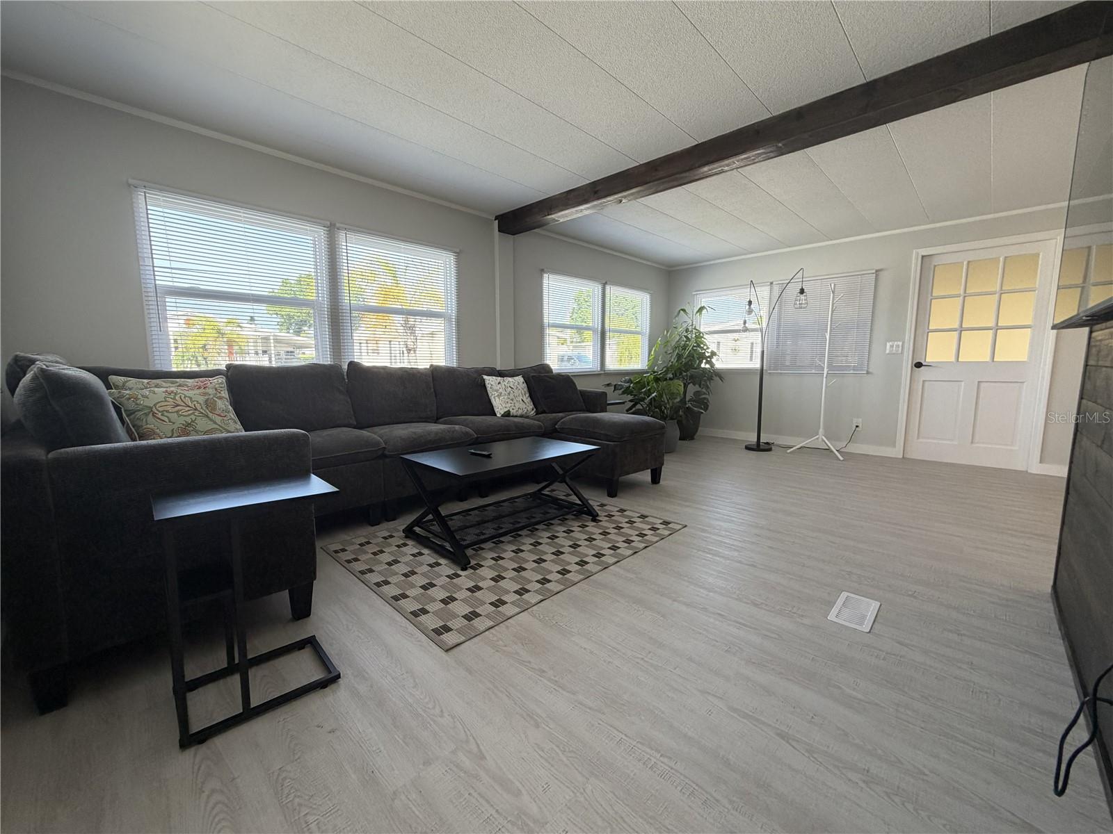 TRI-PAR ESTATES - Residential