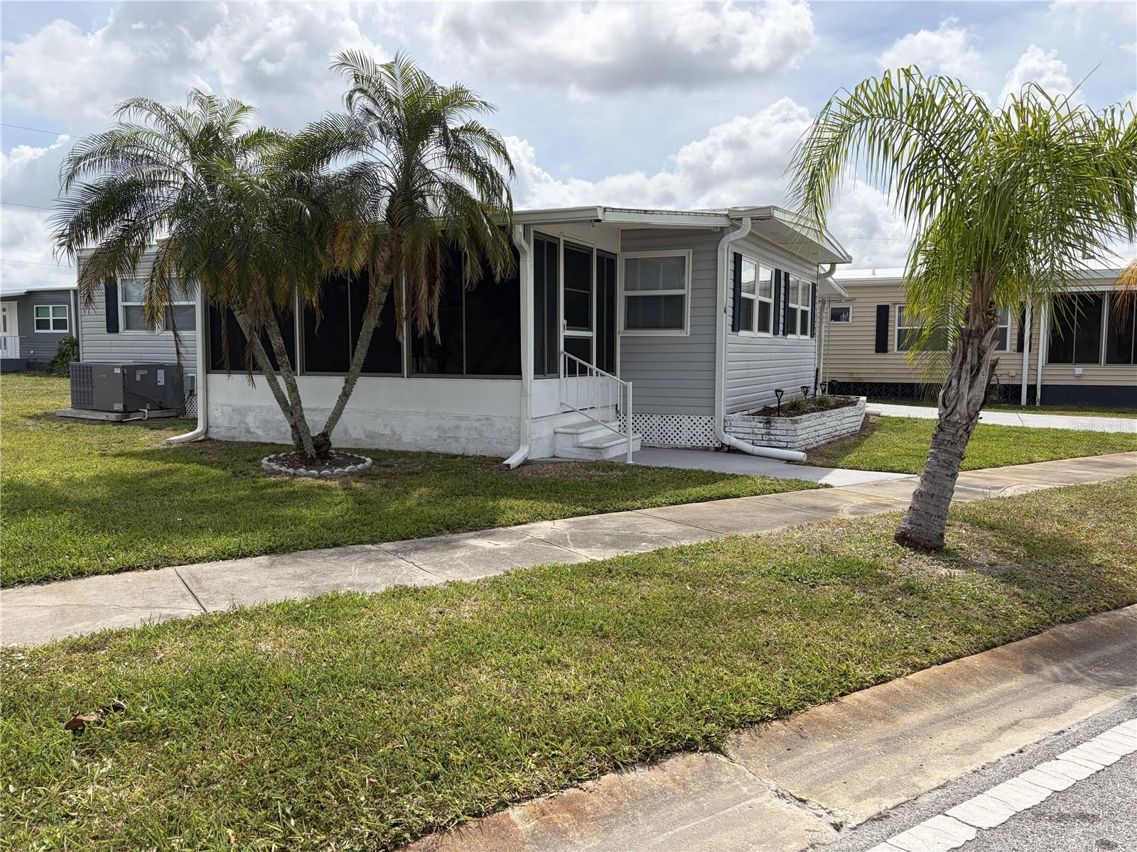 TRI-PAR ESTATES - Residential