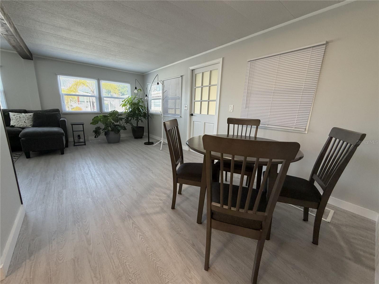 TRI-PAR ESTATES - Residential