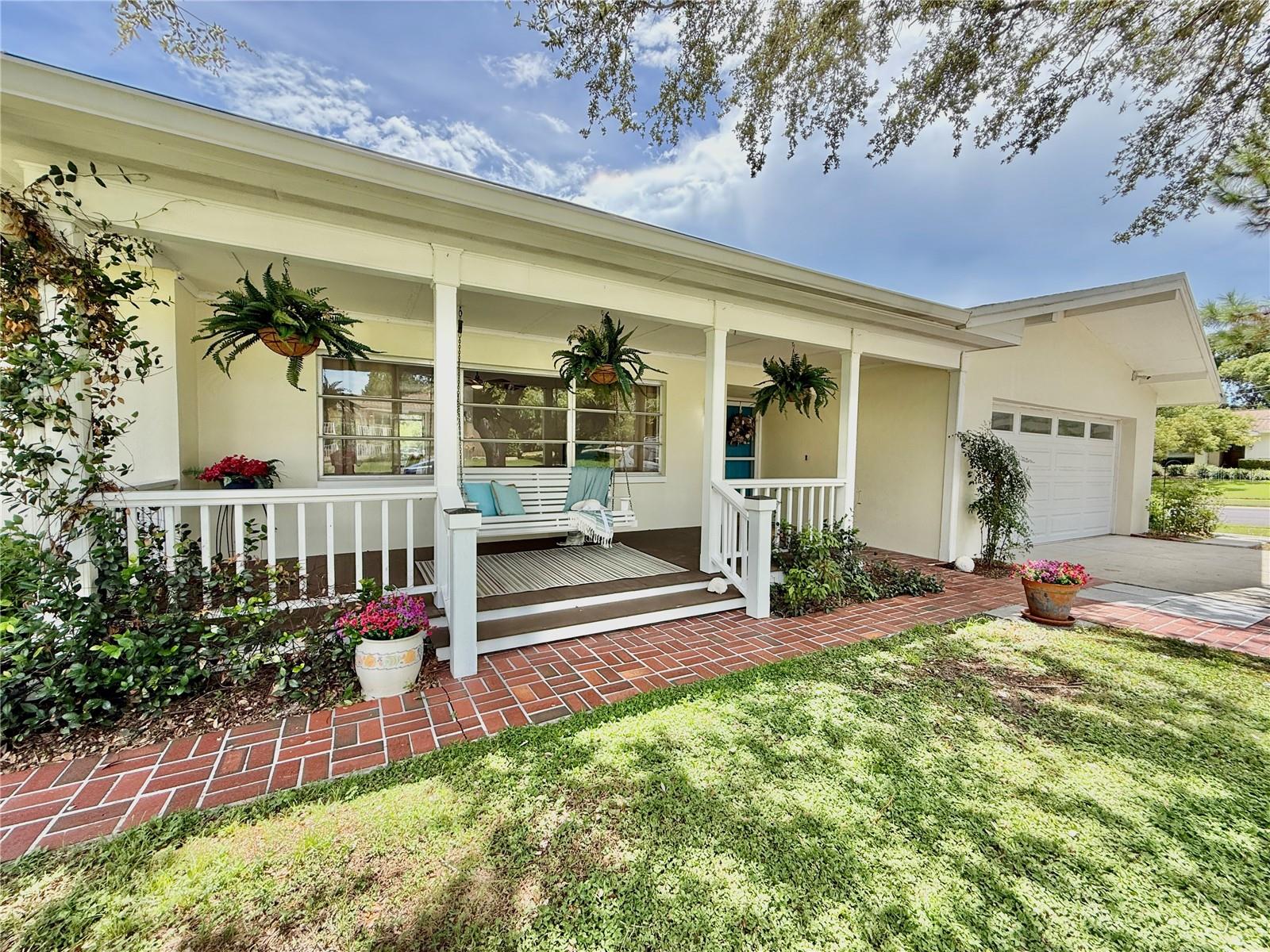 1665 MAGNOLIA DRIVE