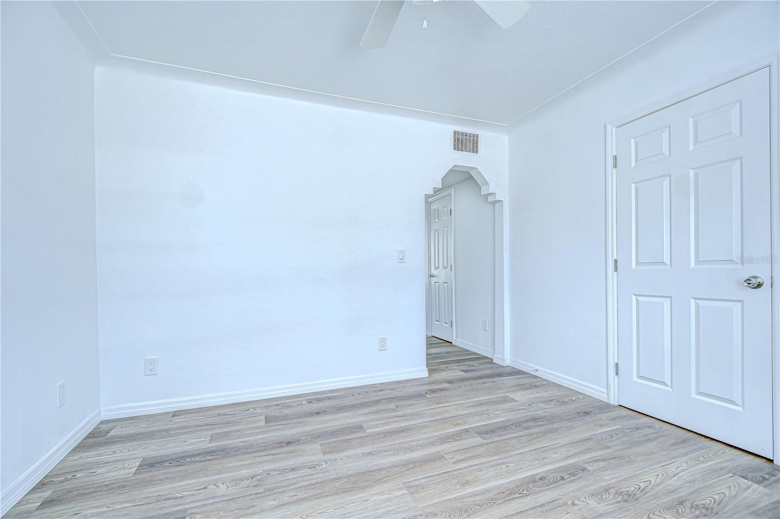 NORTH MADEIRA SHORES - Residential Lease