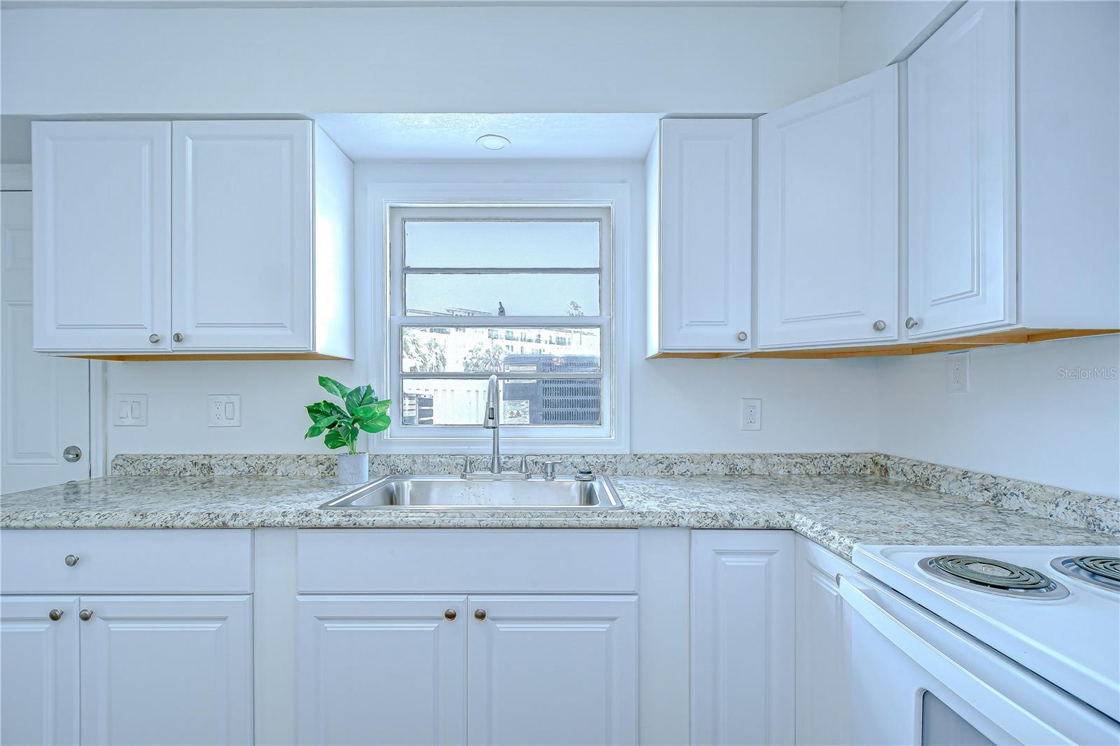 NORTH MADEIRA SHORES - Residential Lease