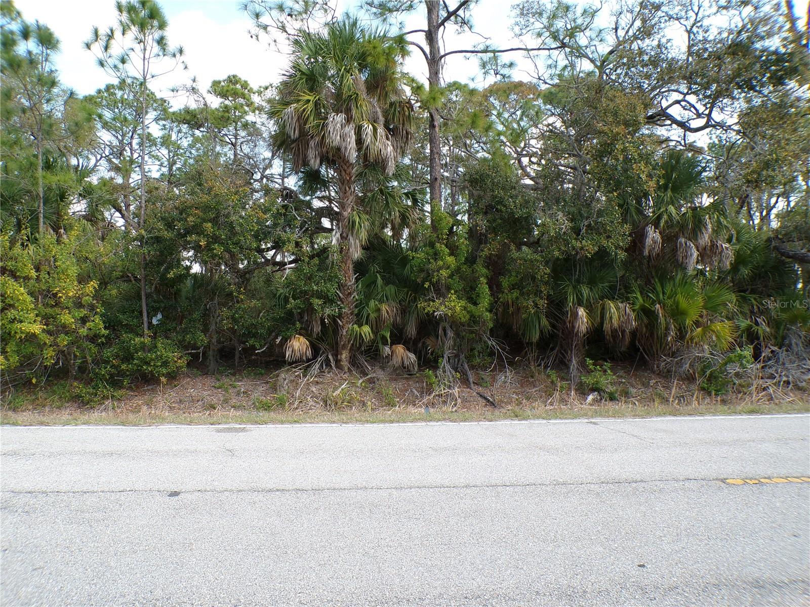 PORT CHARLOTTE SEC 048 - Land