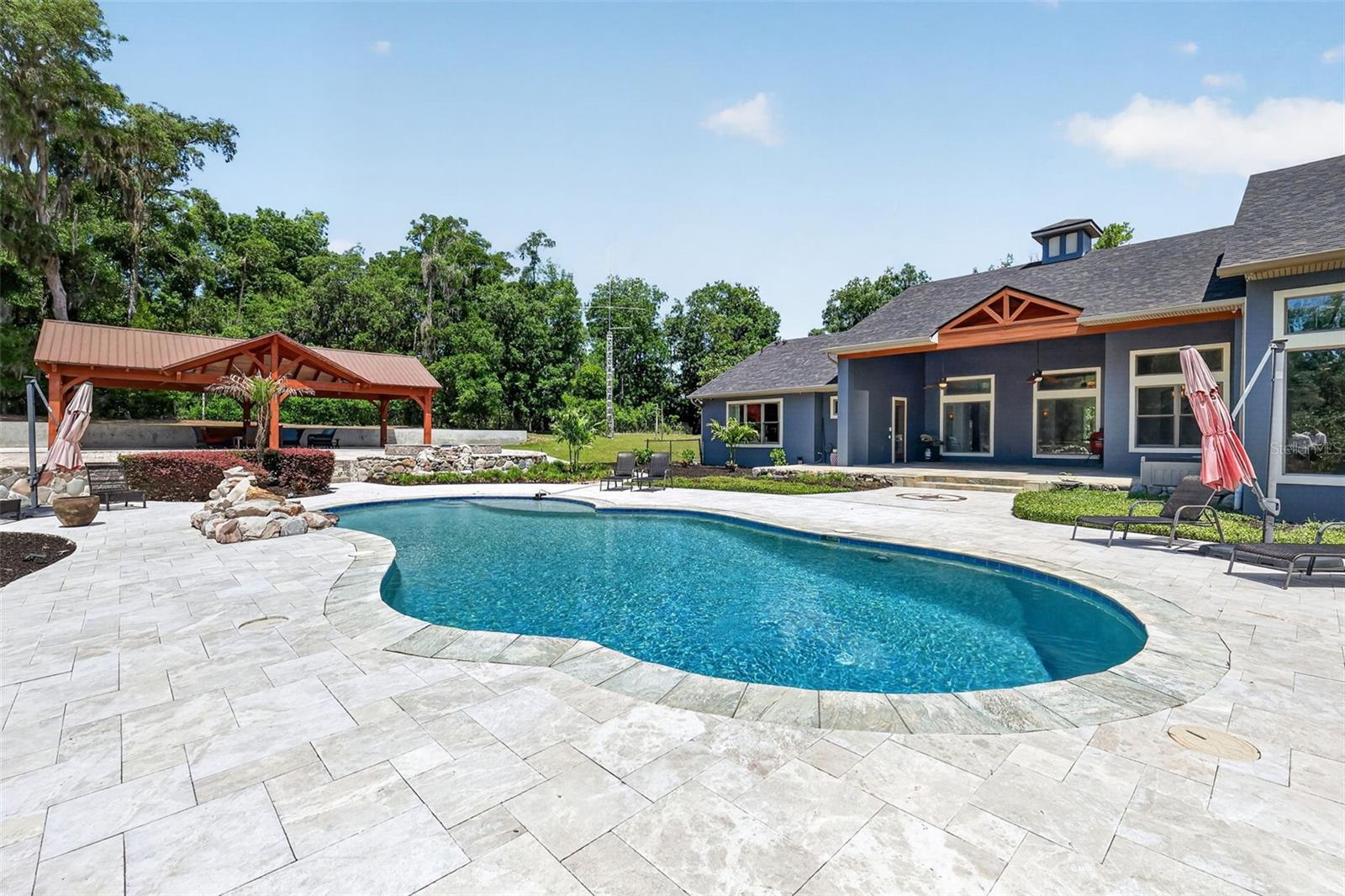 2110 HIGHLAND PARK ROAD