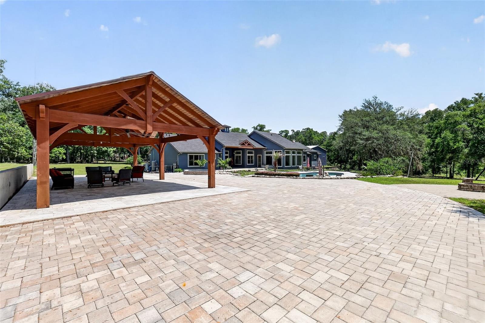 NORRIS DUPONT & GAUDRY GRANT - Residential