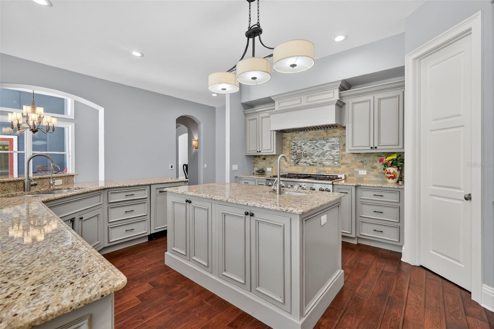 NORRIS DUPONT & GAUDRY GRANT - Residential