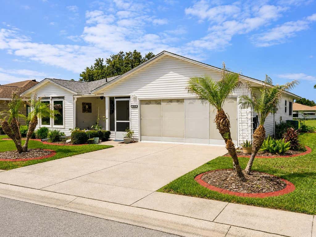 Photo of 3526 Innisbrook Drive, Lakeland, FL 33810 (MLS # L4962529)