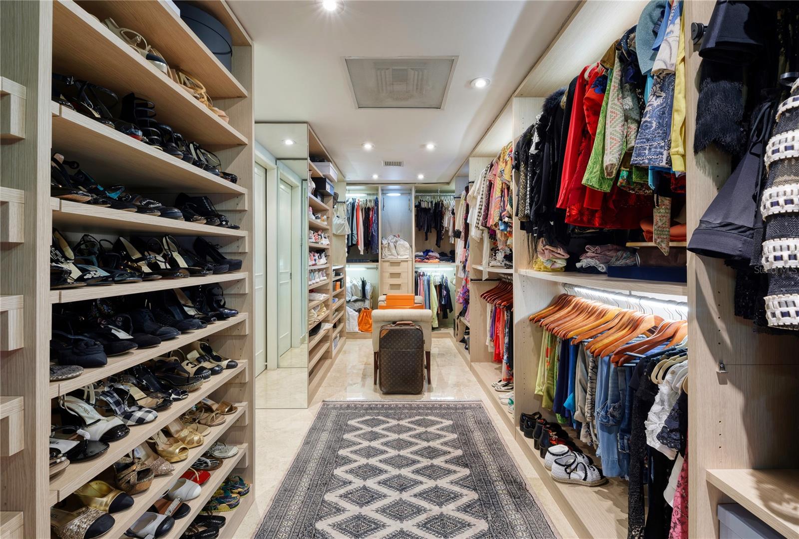 CONDADO - Residential