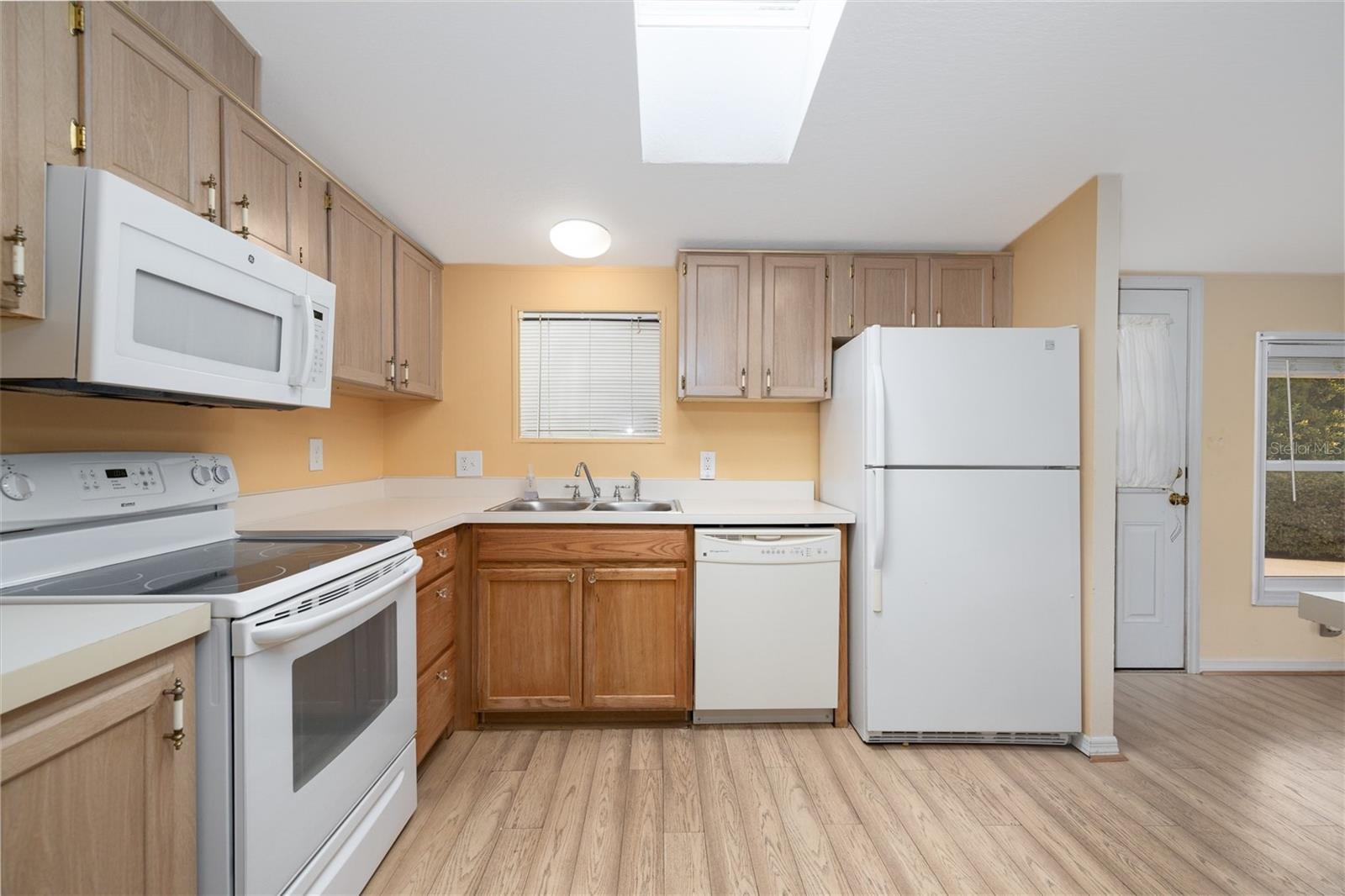 EDGEWATER LANDING PH 01 - Residential