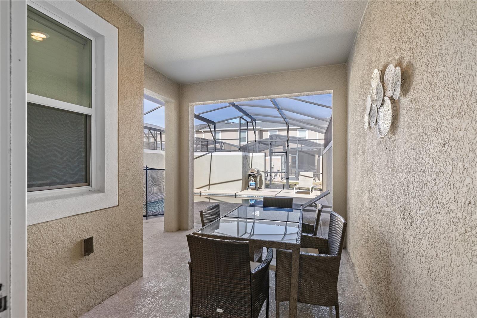 COVE AT STOREY LAKE 4 - Residential