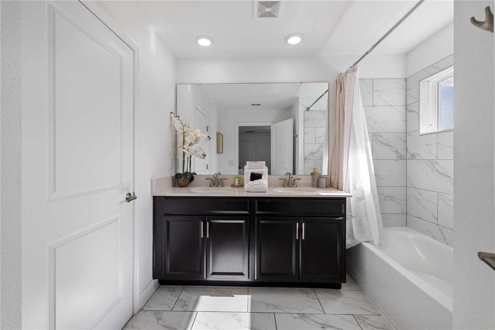 COVE AT STOREY LAKE 4 - Residential