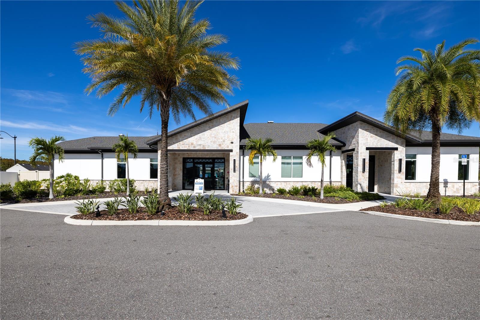 COVE AT STOREY LAKE 4 - Residential