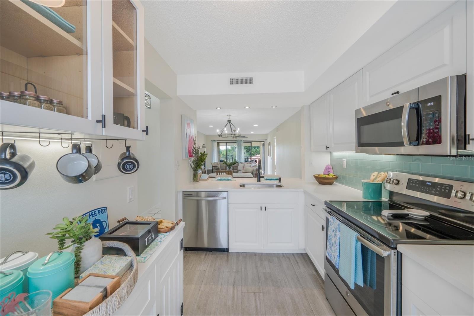 6372 PALMA DEL MAR BOULEVARD S 320