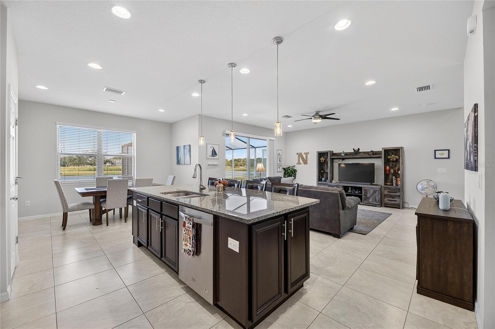 MAGNOLIA PARK - Residential