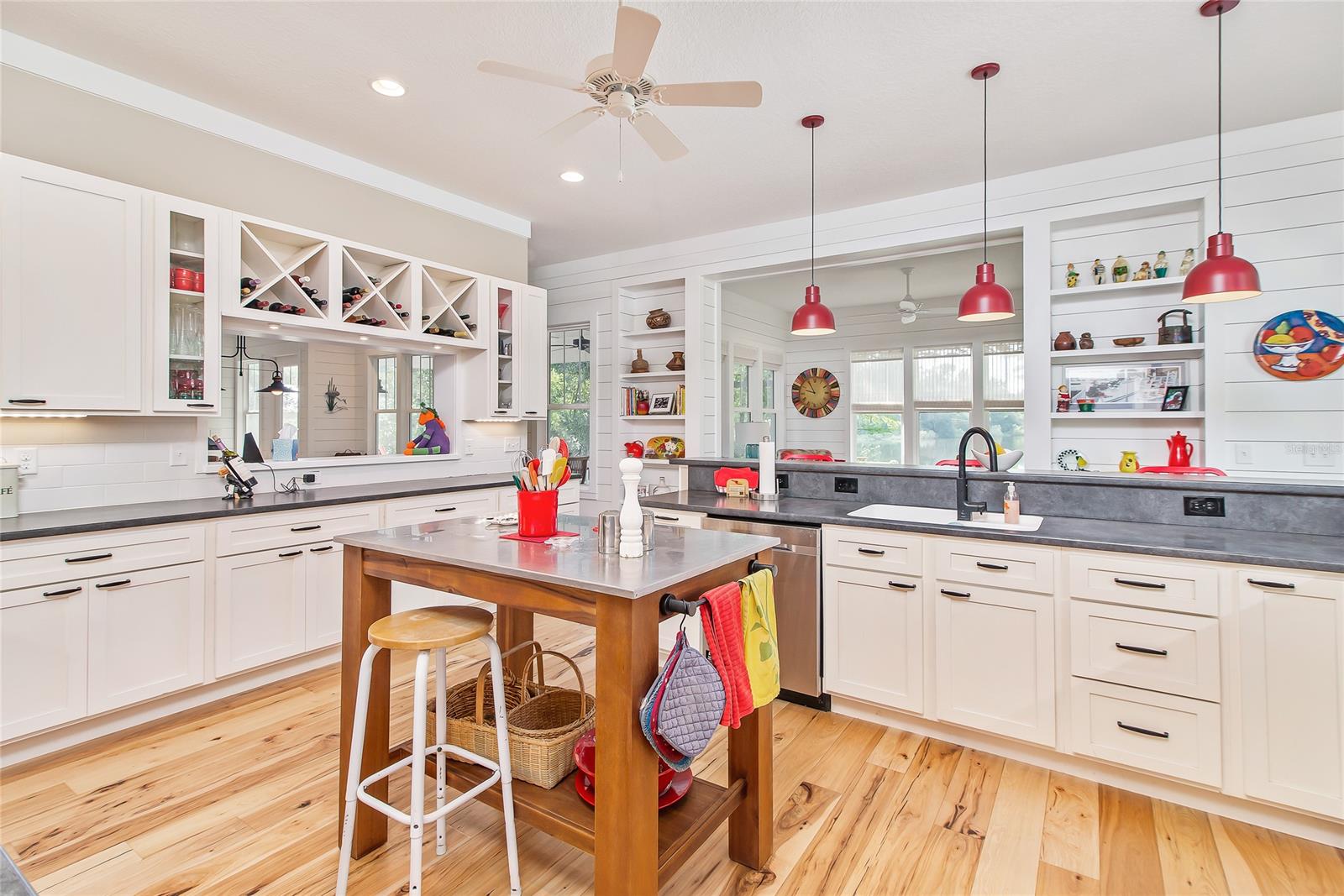 Lake Waterford Estates Unit - Residential