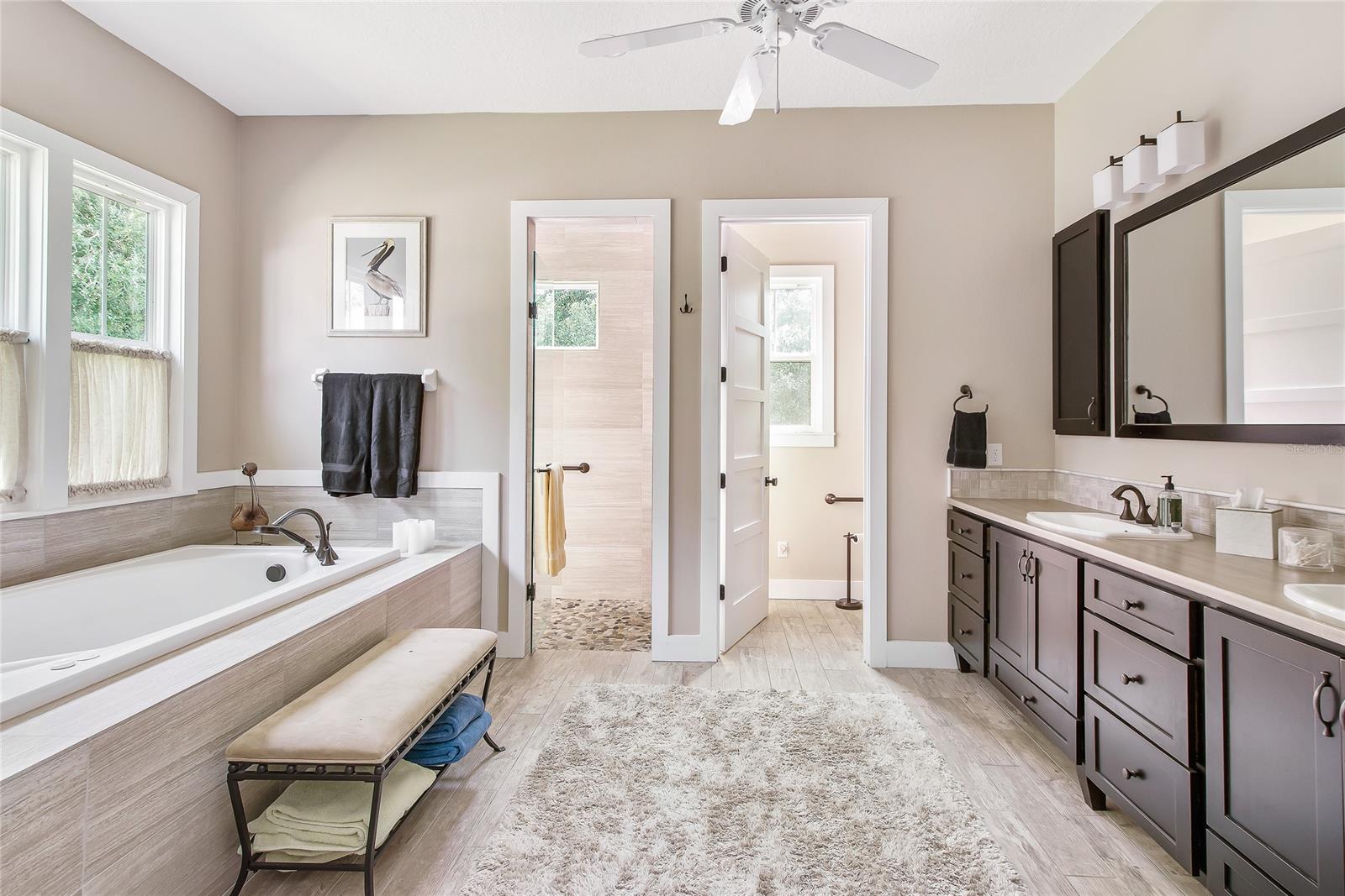 Lake Waterford Estates Unit - Residential